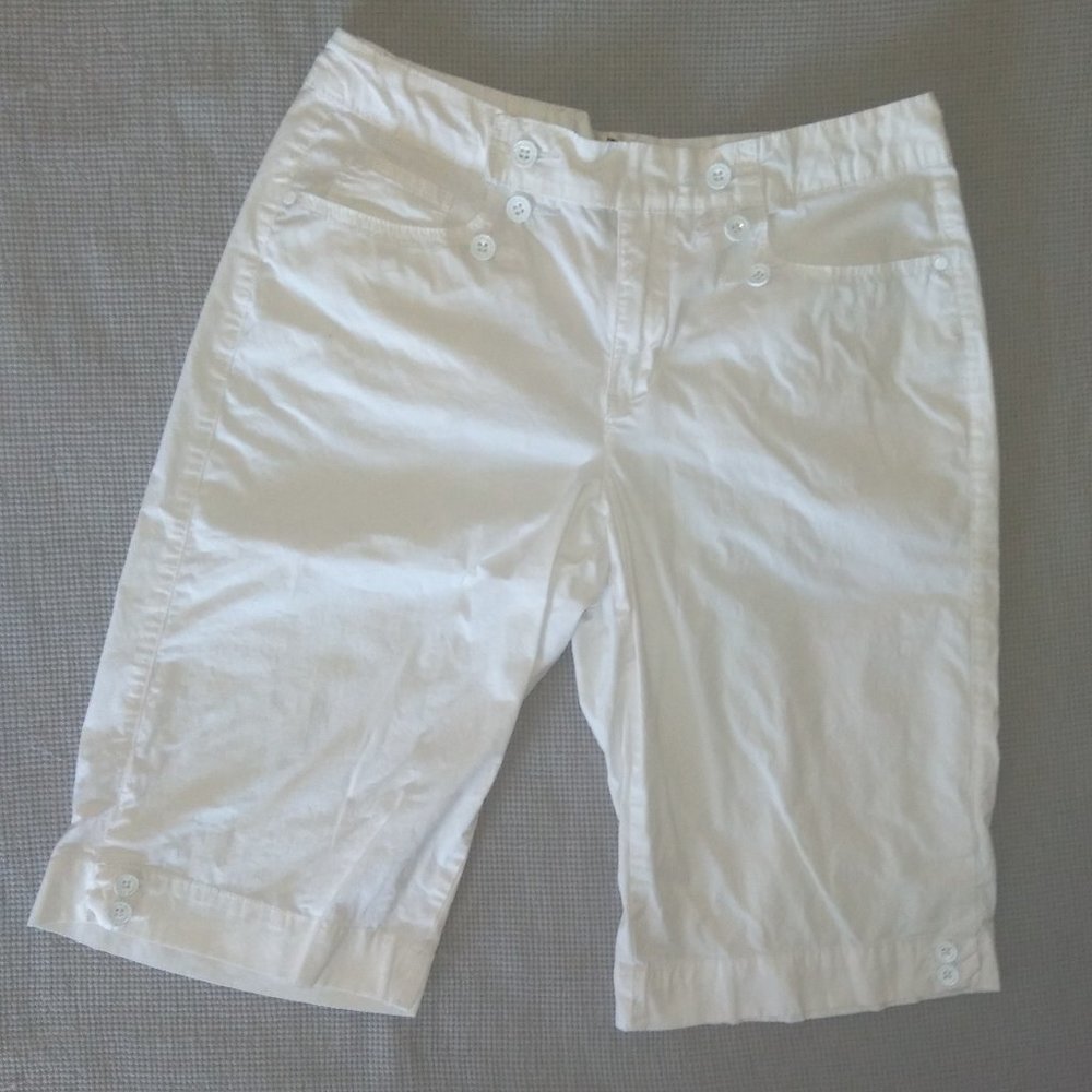Jeanstar White Women's Bermuda Shorts with Button Accents